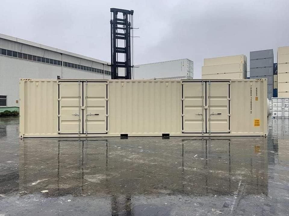 Refurbished 40ft Container with side door - Image 2